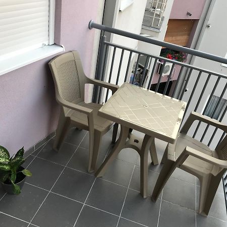 La Apartamento Jagodina Exterior foto