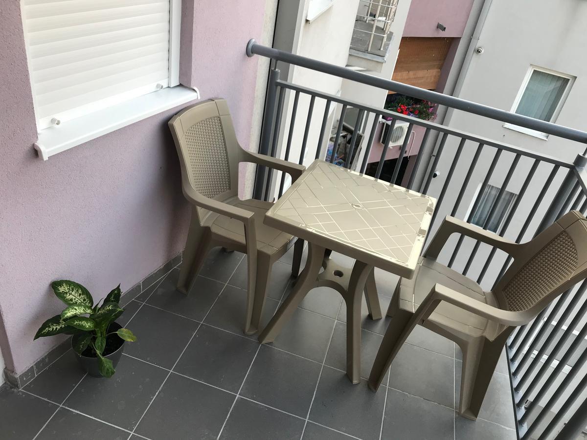 La Apartamento Jagodina Exterior foto